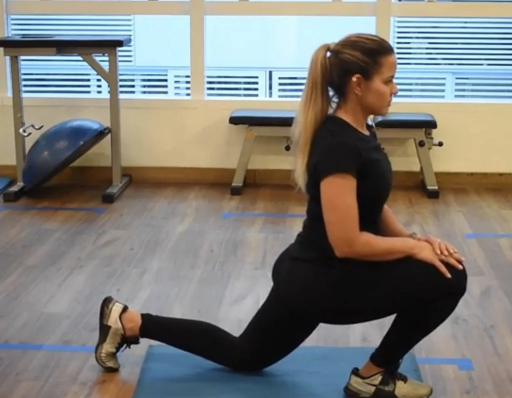 Alongamento em avanço profundo